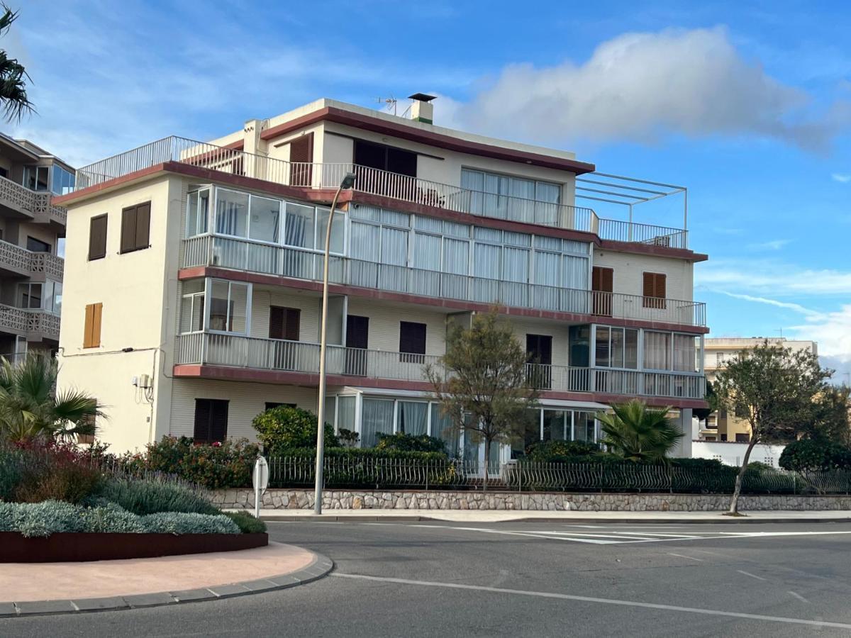 Beautiful Loft, Huge Sunny Terrace, View Over The Beach And Sea Roses Kültér fotó